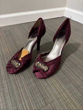 Seychelles Women's Burgundy Satin Peep-Toe Heels